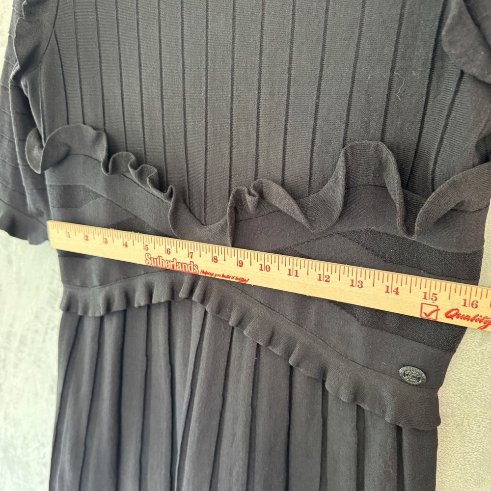 Chanel Black Ruffle Ribbed Knit Wool Dress P39232K02765 FR 46 US 12 - Picture 4 of 8